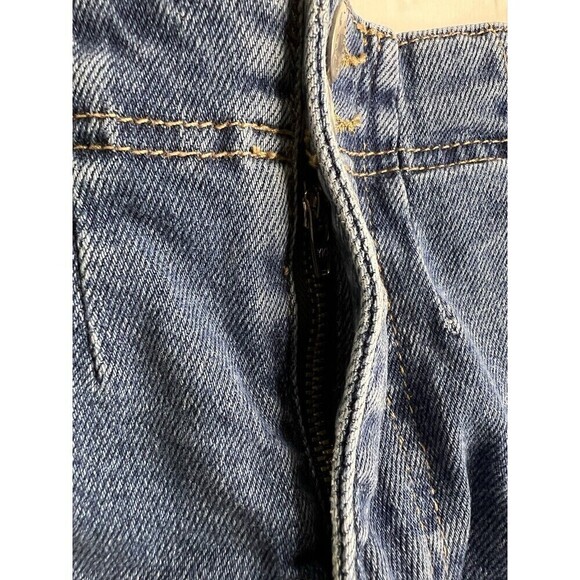 Free People Distressed Denim Mini Skirt w/ back buckle & raw hem - size 0 - Picture 4 of 8